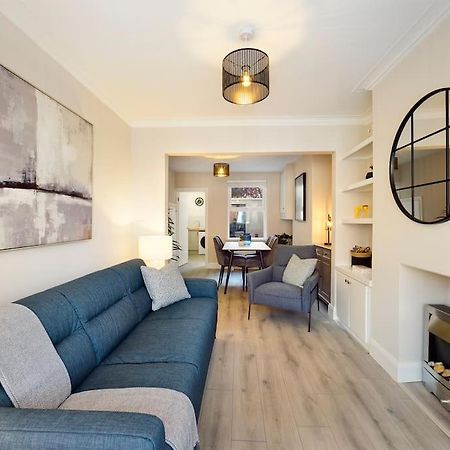 בלפסט It'S Broadway Baby! Great House Close To City Centre מראה חיצוני תמונה